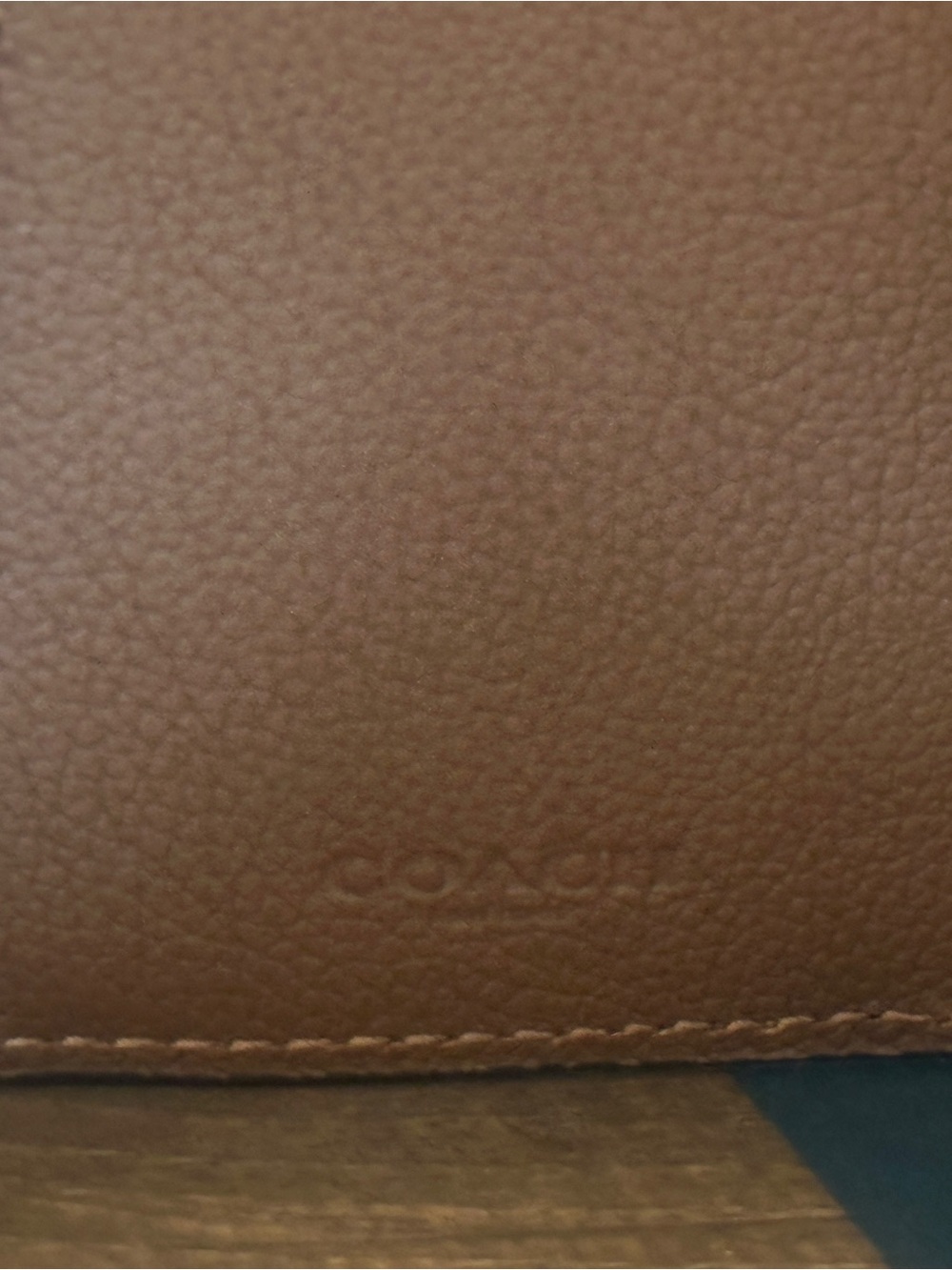 Coach triple fold leather Wallet NEW - Picture 3 of 4